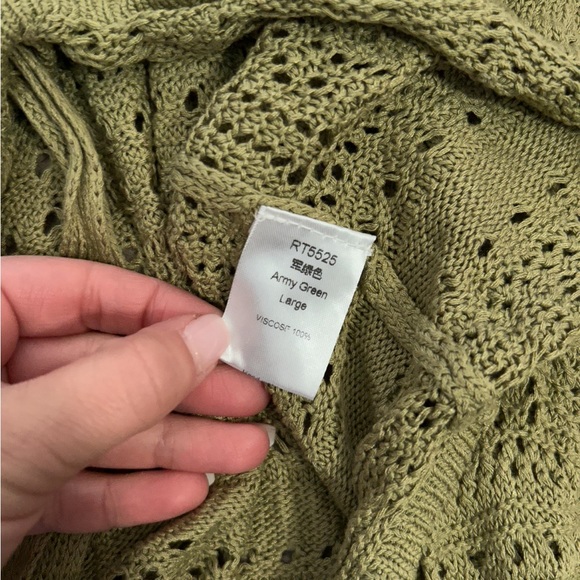 Flowy Green Bell sleeve Sweater - Picture 4 of 8